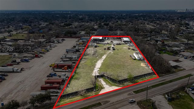 1760 Allen Genoa Road, Houston, TX 77017