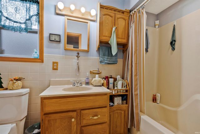 626 Monroe Street, Newburgh, IN 47630