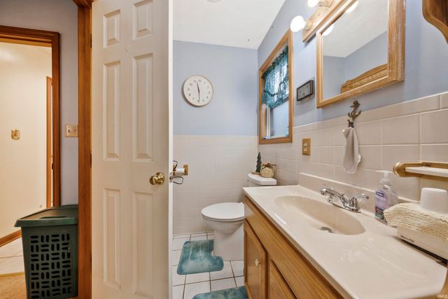 626 Monroe Street, Newburgh, IN 47630