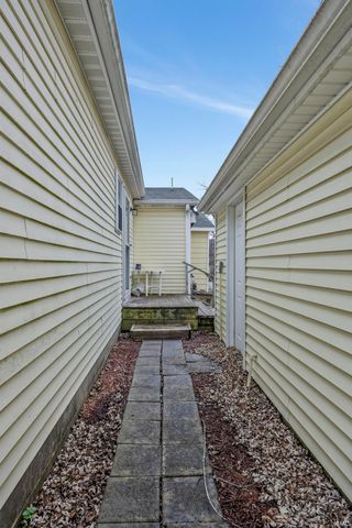 626 Monroe Street, Newburgh, IN 47630