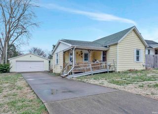 626 Monroe Street, Newburgh, IN 47630