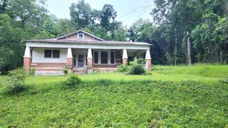 1221 16th Avenue, Phenix City, AL 36867