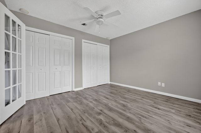 3 Neptune Drive, Mary Esther, FL 32569