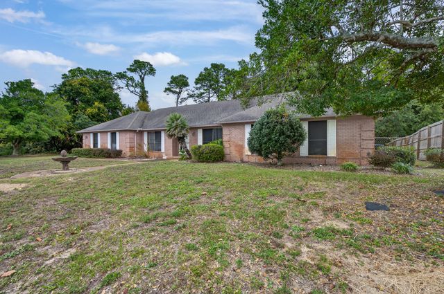 3 Neptune Drive, Mary Esther, FL 32569