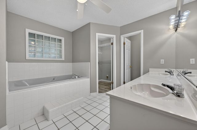 3 Neptune Drive, Mary Esther, FL 32569