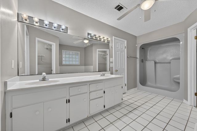 3 Neptune Drive, Mary Esther, FL 32569