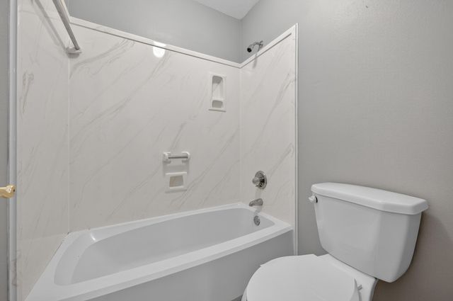 3 Neptune Drive, Mary Esther, FL 32569