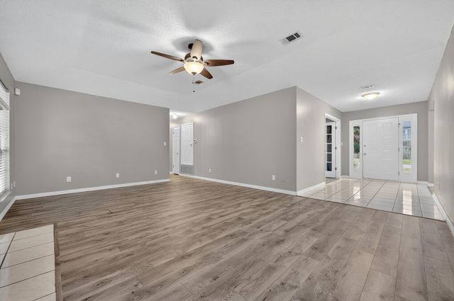 3 Neptune Drive, Mary Esther, FL 32569