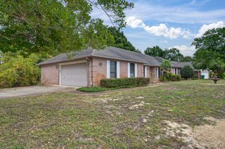 3 Neptune Drive, Mary Esther, FL 32569