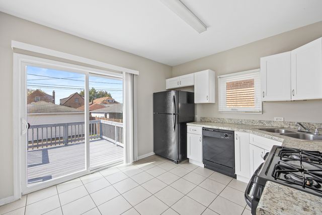 6152 S Austin Avenue, Chicago, IL 60638