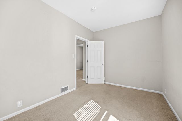 6152 S Austin Avenue, Chicago, IL 60638