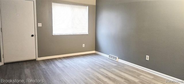 11920 Maxfield Boulevard, Hartland, MI 48353