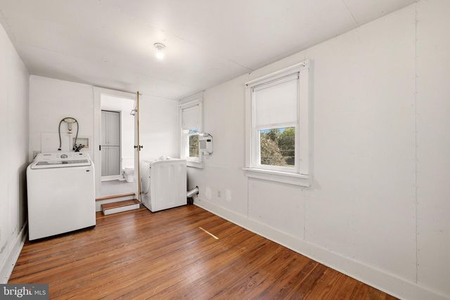 1410 SWAN POND RD, Martinsburg, WV 25404