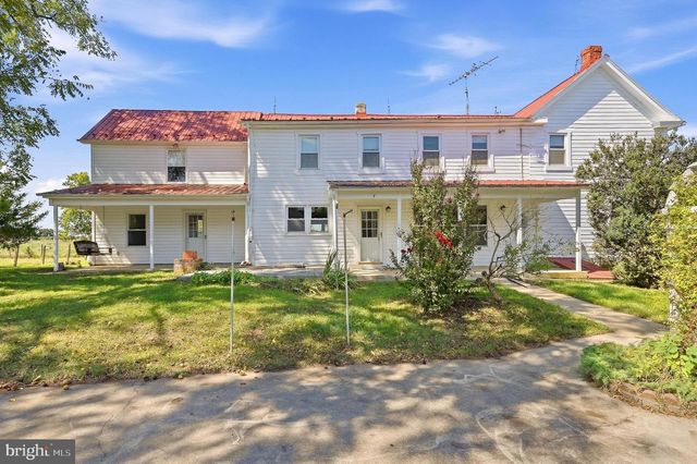 1410 SWAN POND RD, Martinsburg, WV 25404