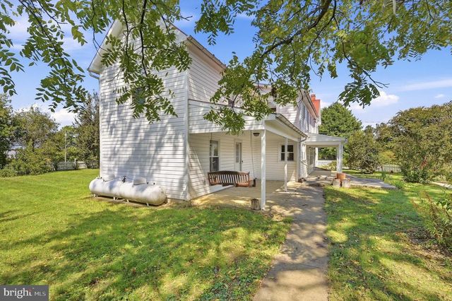 1410 SWAN POND RD, Martinsburg, WV 25404