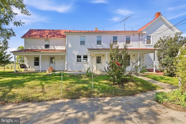 1410 SWAN POND RD, Martinsburg, WV 25404