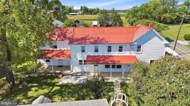 1410 SWAN POND RD, Martinsburg, WV 25404