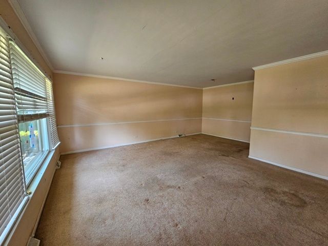 1004 Jenkisson Avenue, Lake Bluff, IL 60044