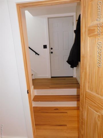 3329 Millcrest Drive, Lake Orion, MI 48360