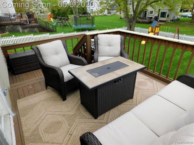 3329 Millcrest Drive, Lake Orion, MI 48360