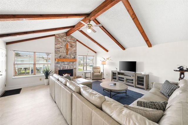 426 Shark Lane, Surfside Beach, TX 77541