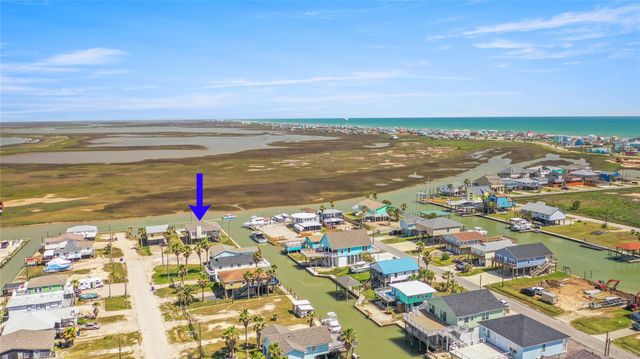 426 Shark Lane, Surfside Beach, TX 77541