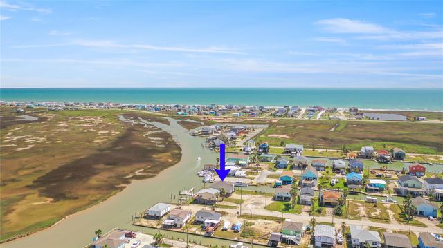 426 Shark Lane, Surfside Beach, TX 77541