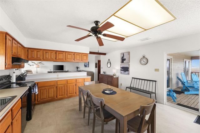 426 Shark Lane, Surfside Beach, TX 77541