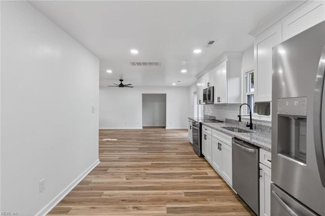 424 Rutgers AVE, Chesapeake, VA 23324
