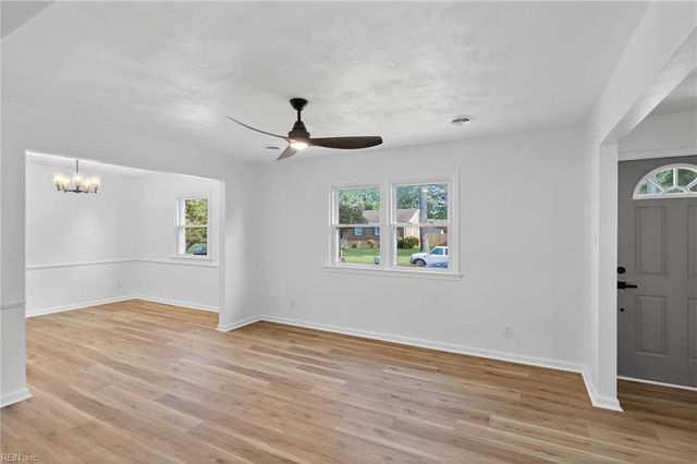 424 Rutgers AVE, Chesapeake, VA 23324