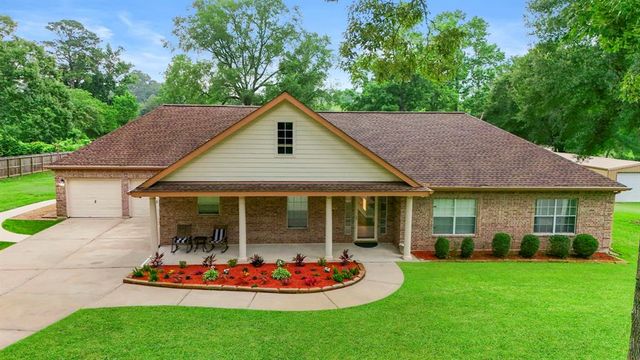 8518 Kerr Drive, Tomball, TX 77375