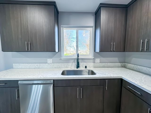 4804 Powerline Rd, Olivehurst, CA 95961