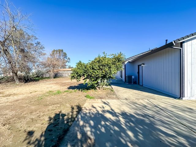 4804 Powerline Rd, Olivehurst, CA 95961