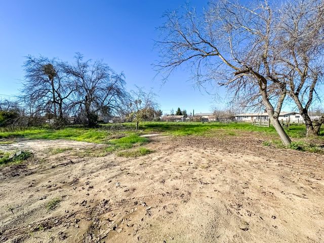 4804 Powerline Rd, Olivehurst, CA 95961