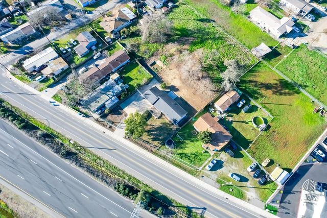 4804 Powerline Rd, Olivehurst, CA 95961