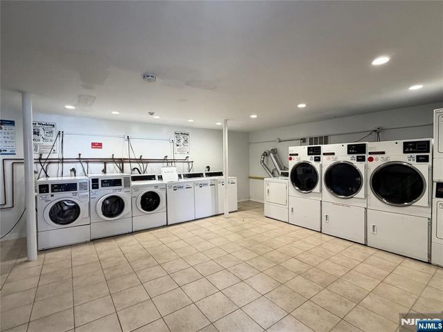 974 Main Street F6, Hackensack, NJ 07601