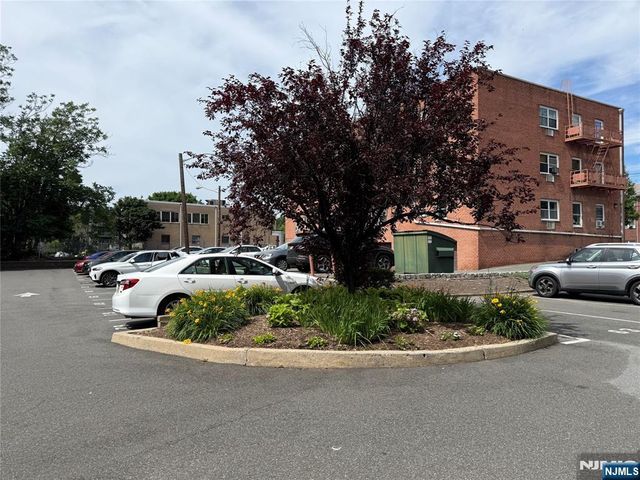 974 Main Street F6, Hackensack, NJ 07601