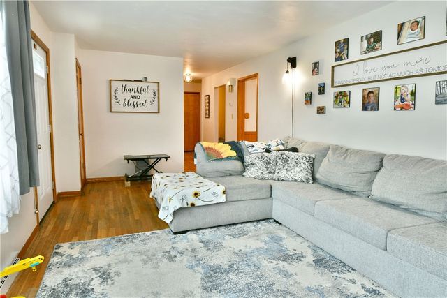 1211 Brentwood Dr, Pymatuning Twp, PA 16125