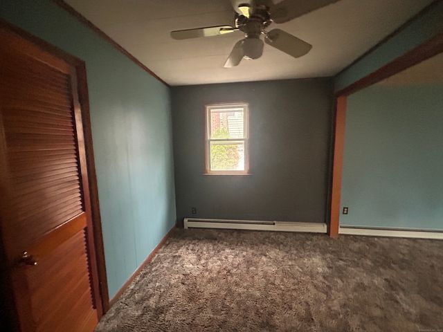 106 Barnes Street, New Britain, CT 06052