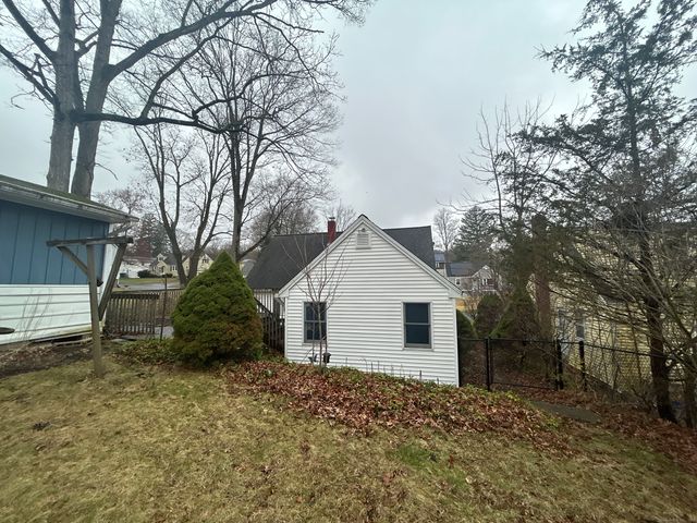 106 Barnes Street, New Britain, CT 06052