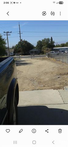319 Poplar Avenue, Bakersfield, CA 93305