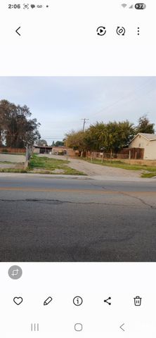 319 Poplar Avenue, Bakersfield, CA 93305