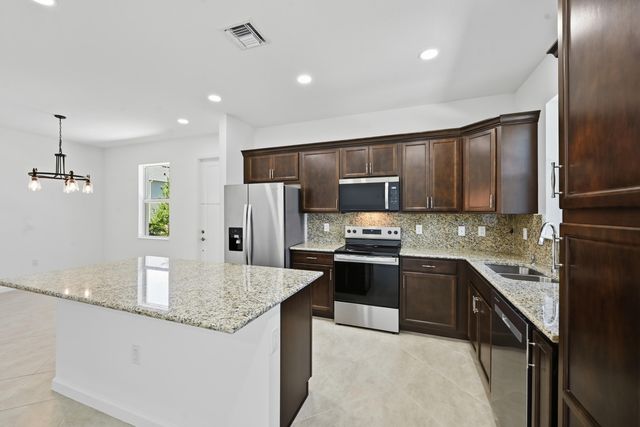 4356 Brookgreen Square, Westlake, FL 33470