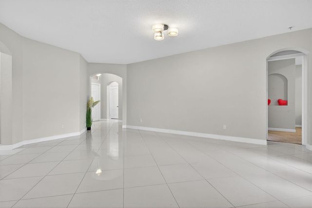8850 Miralago Way, Parkland, FL 33076