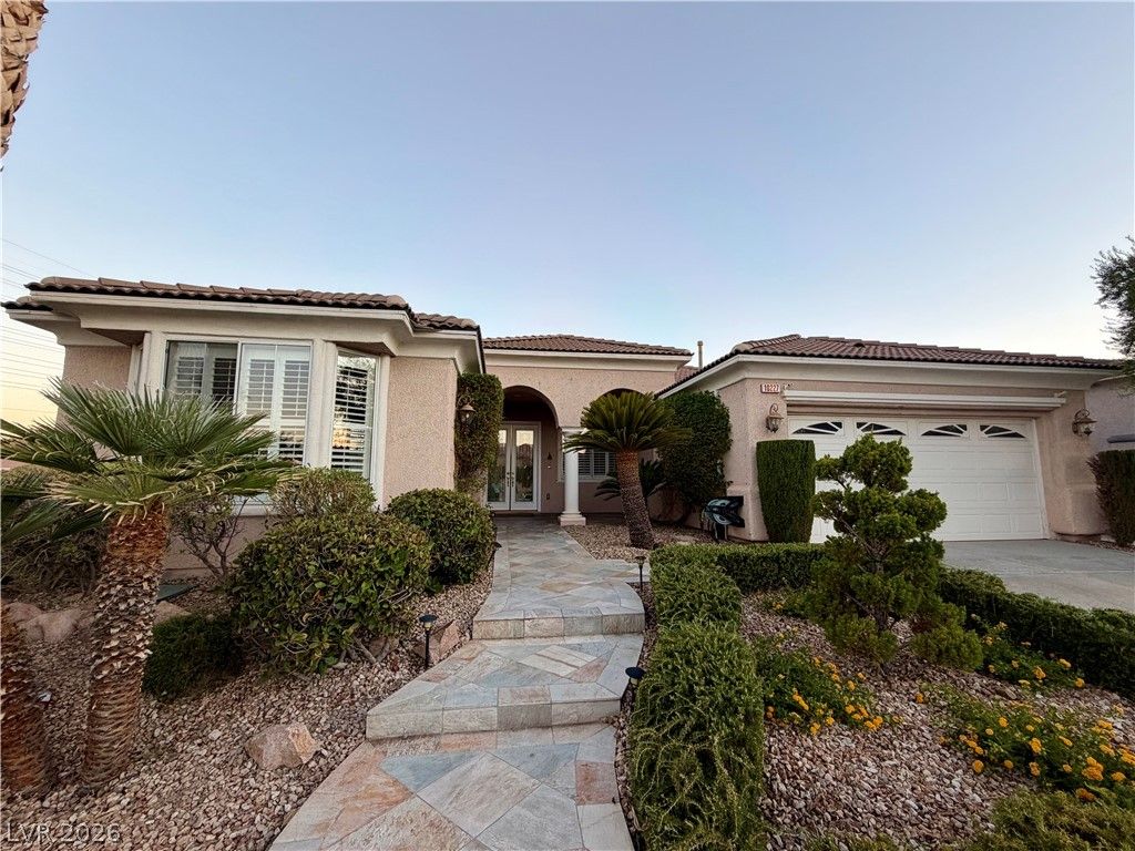 10227 Donde Avenue, Las Vegas, NV 89135