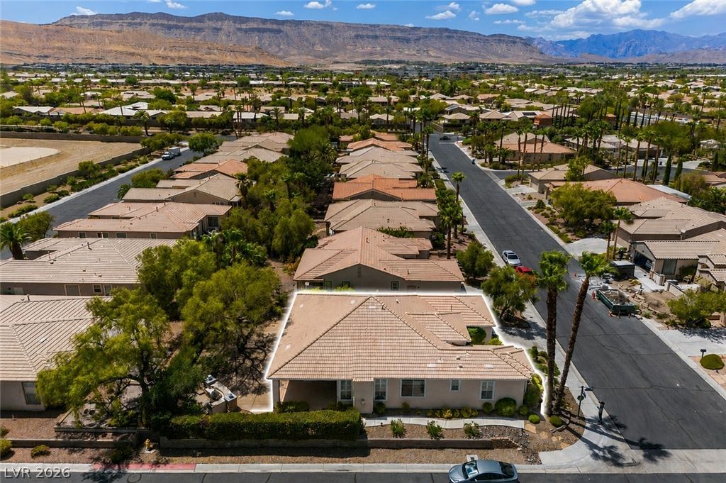 10227 Donde Avenue, Las Vegas, NV 89135 — photo 3