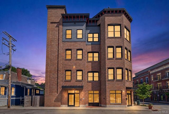 226 Main Street 402, Beacon, NY 12508
