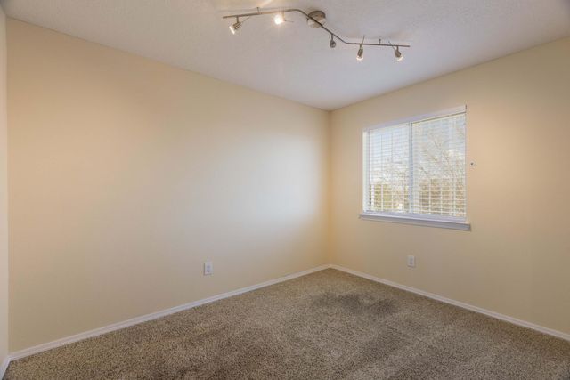 616 Puffin Street SW, Albuquerque, NM 87121