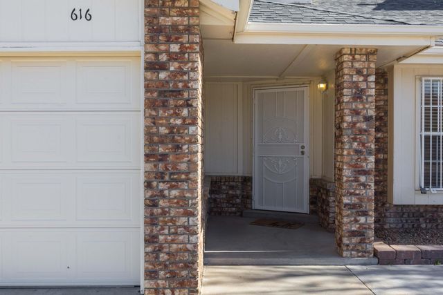 616 Puffin Street SW, Albuquerque, NM 87121