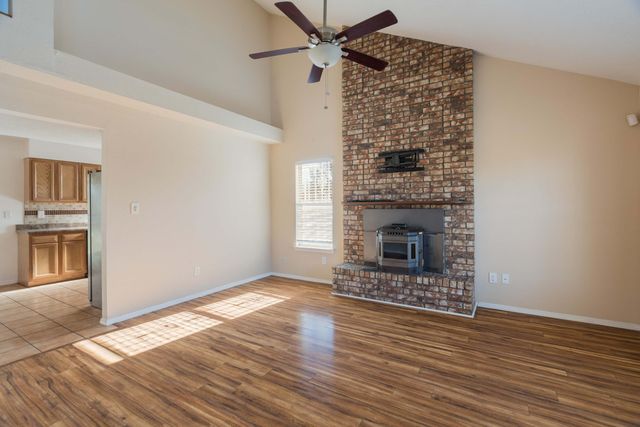 616 Puffin Street SW, Albuquerque, NM 87121